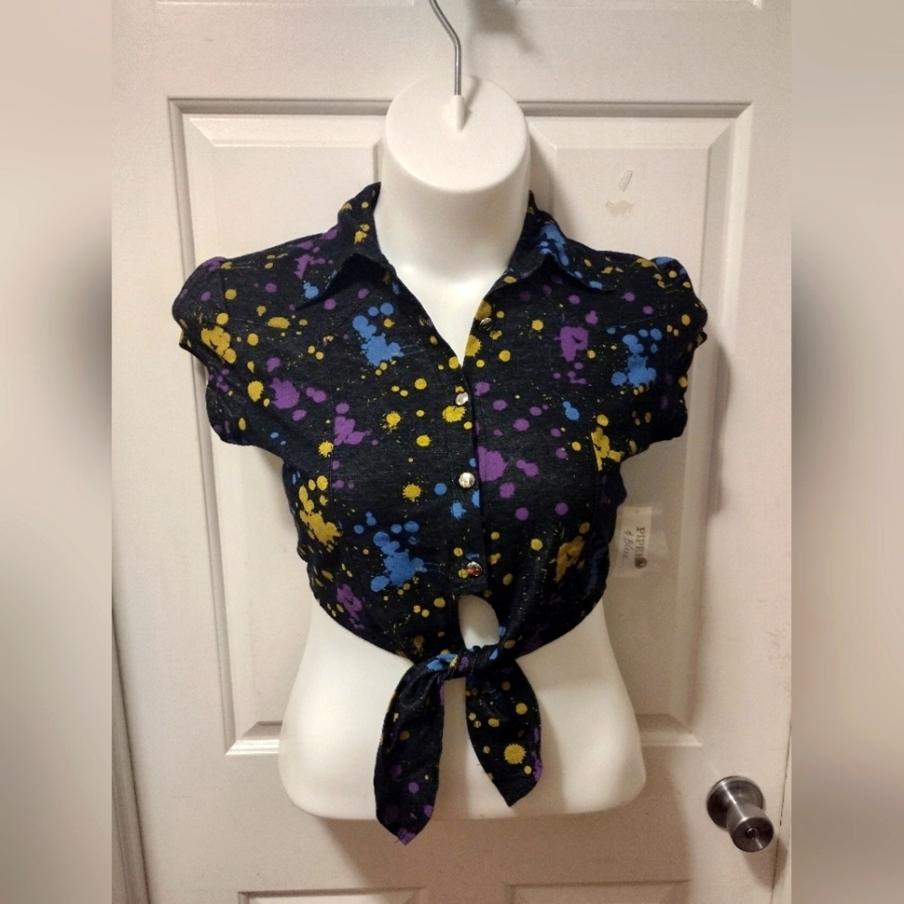 🆕️Piper & Blue Graphic Paint Dye-Tie At Waist Top. Sz XL NWT